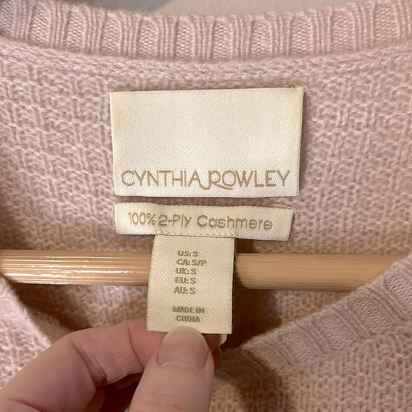 Cynthia Rowley Blush Pink 100% Cashmere Waffle Knit Henley Style Sweater Sz S - Picture 3 of 9
